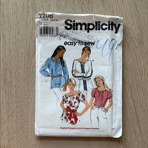 3/$30 Simplicity 7708 sewing pattern Cut
